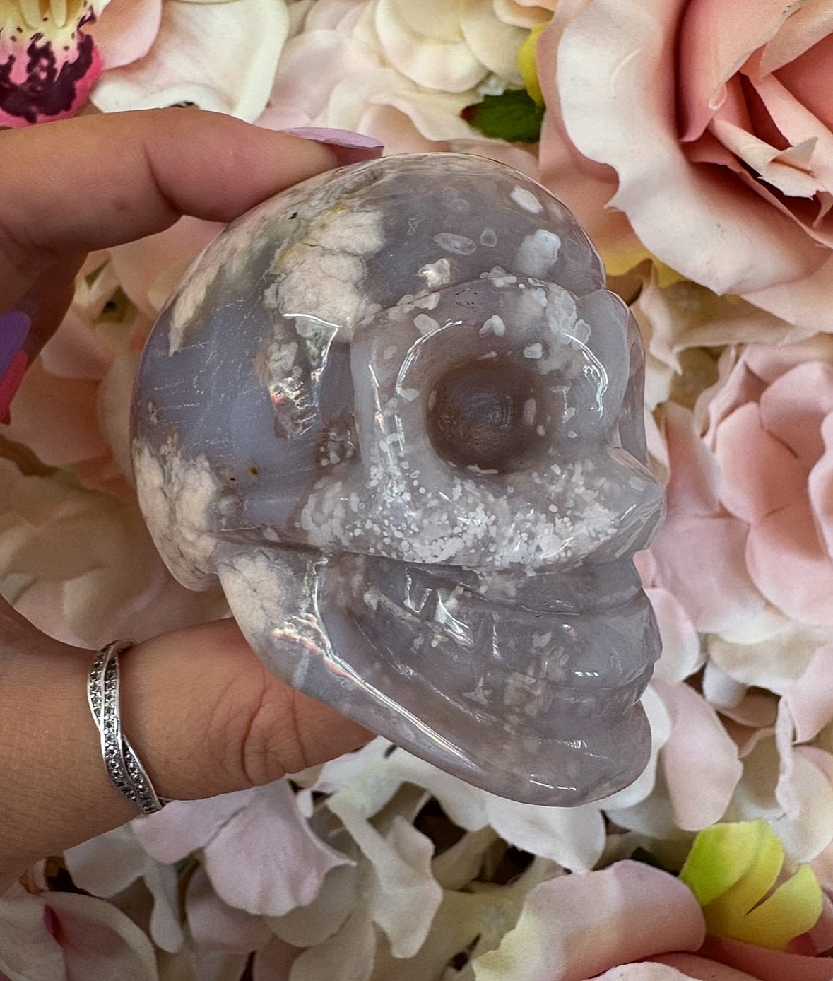 Flower agate crystal skull