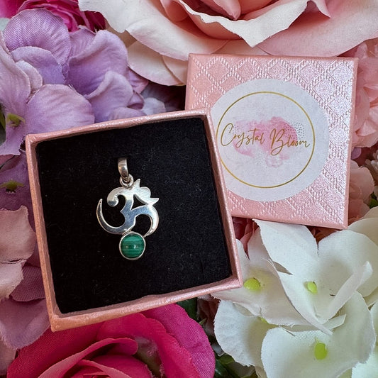 Om symbol malachite Crystal Pendant
