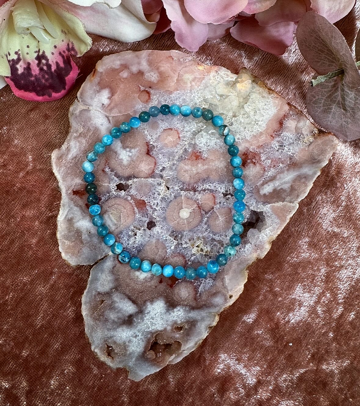 Apatite Reiki-Infused Crystal Bracelet
