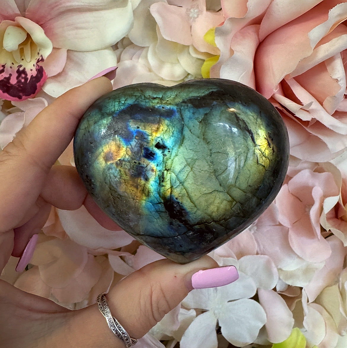 Flashy Labradorite Puffy Crystal Heart Carving