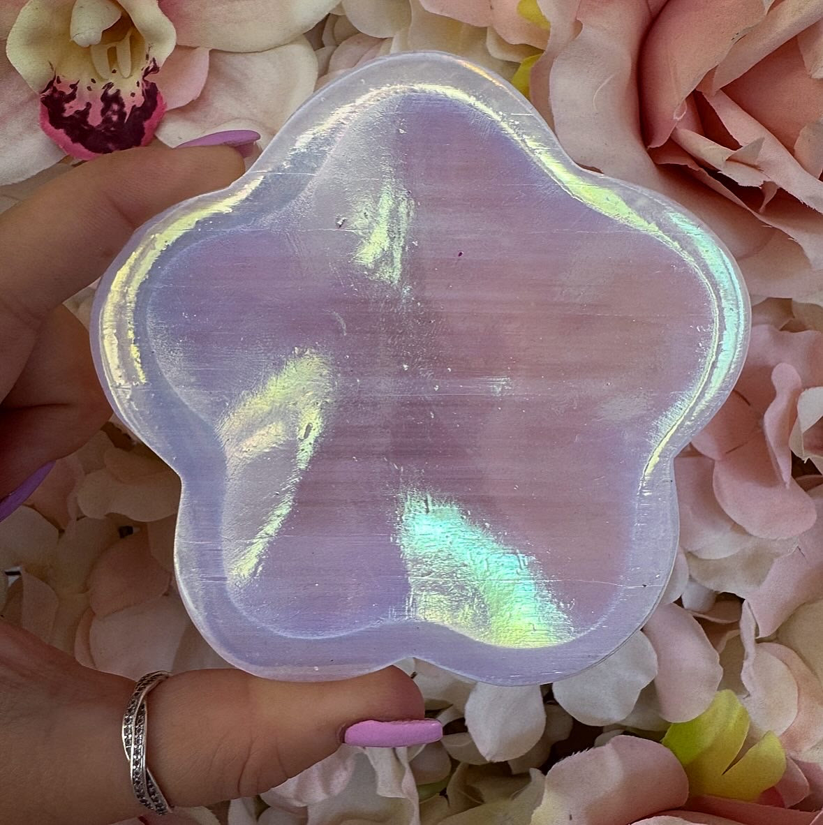 Aura Selenite Shallow Charging Dish